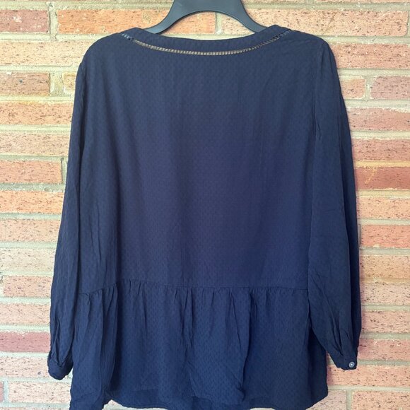 LOFT Blouse Large Navy Blue Jacquard Cutout Top Rayon L Causal - Picture 2 of 5